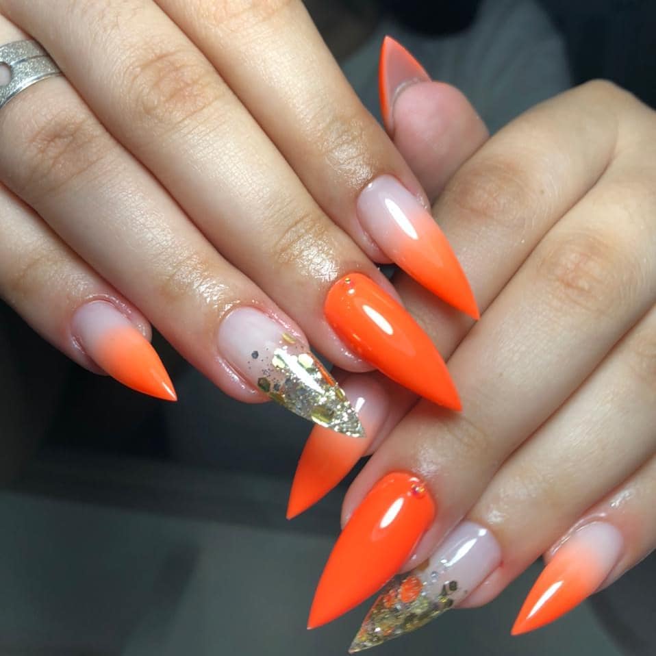 Unha Decorada Laranja Com Preto