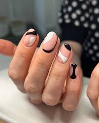 Unha Decorada De Preto