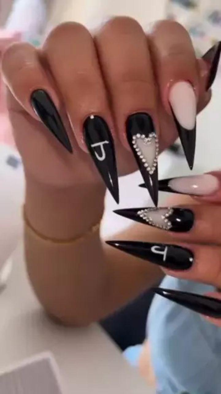 com a unha decorada musica