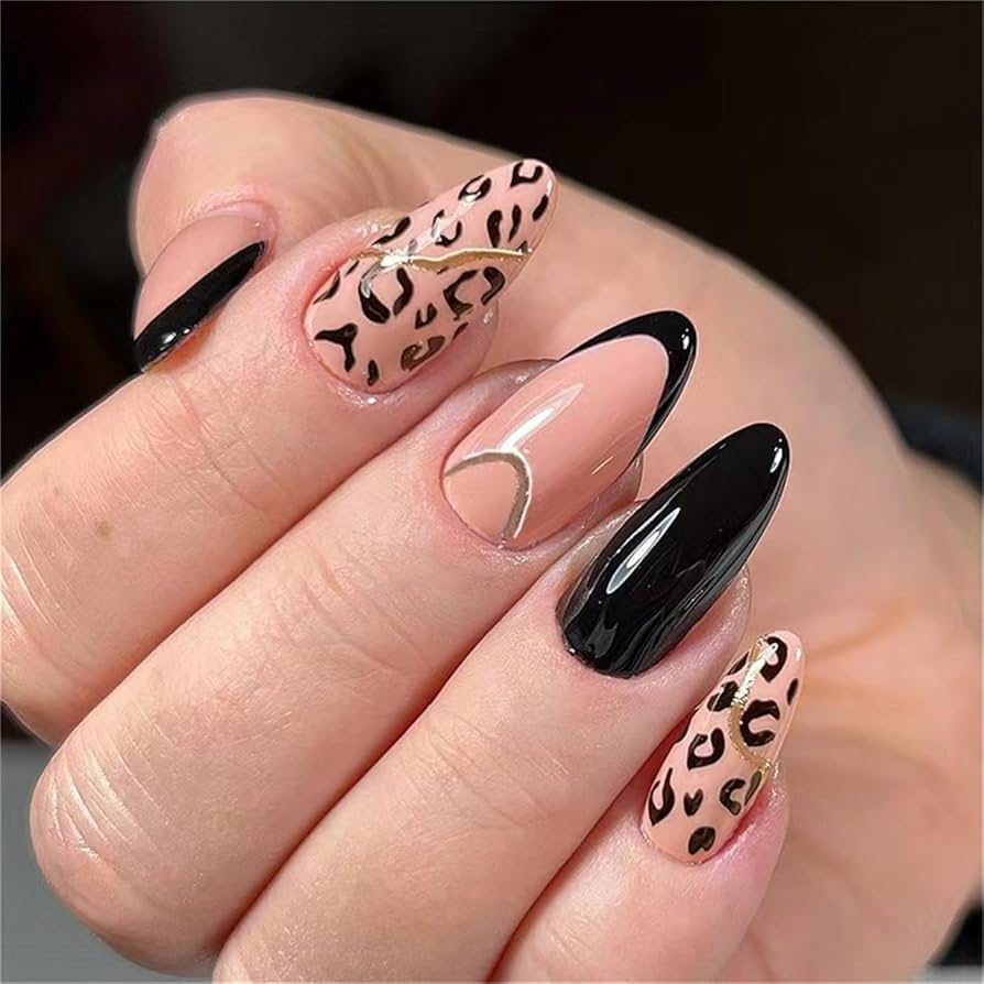 Leopard Nail Art