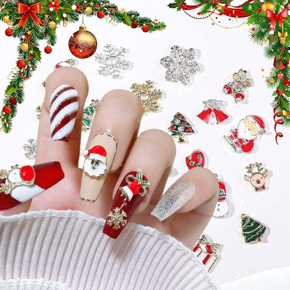 Christmas tree nail art