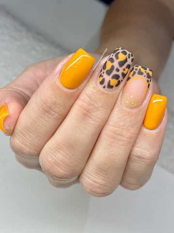 Theme Nail Art Safari