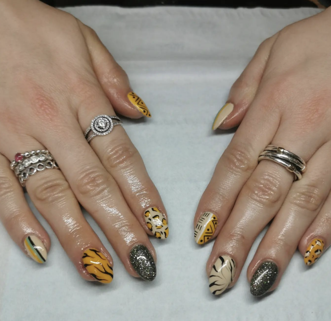 Theme Nail Art Safari