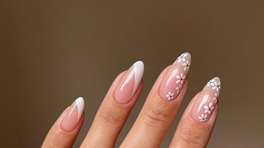 unha decorada simples gel