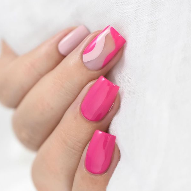 Pink Nail Art 2023
