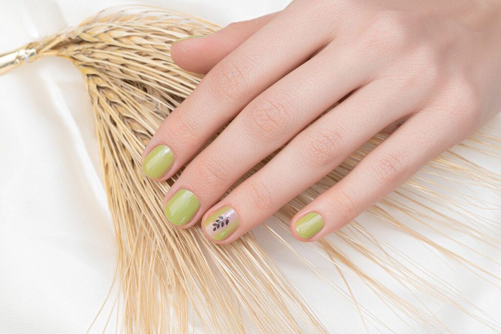 Unha Decorada com Verde