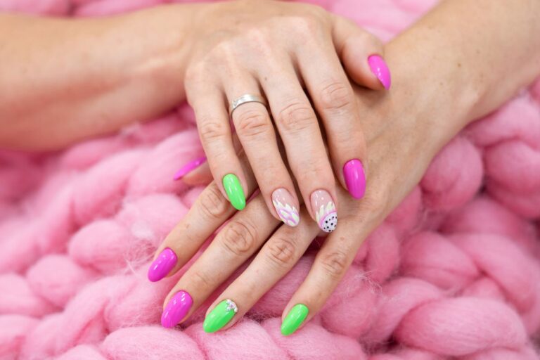 Unhas em gel decoradas