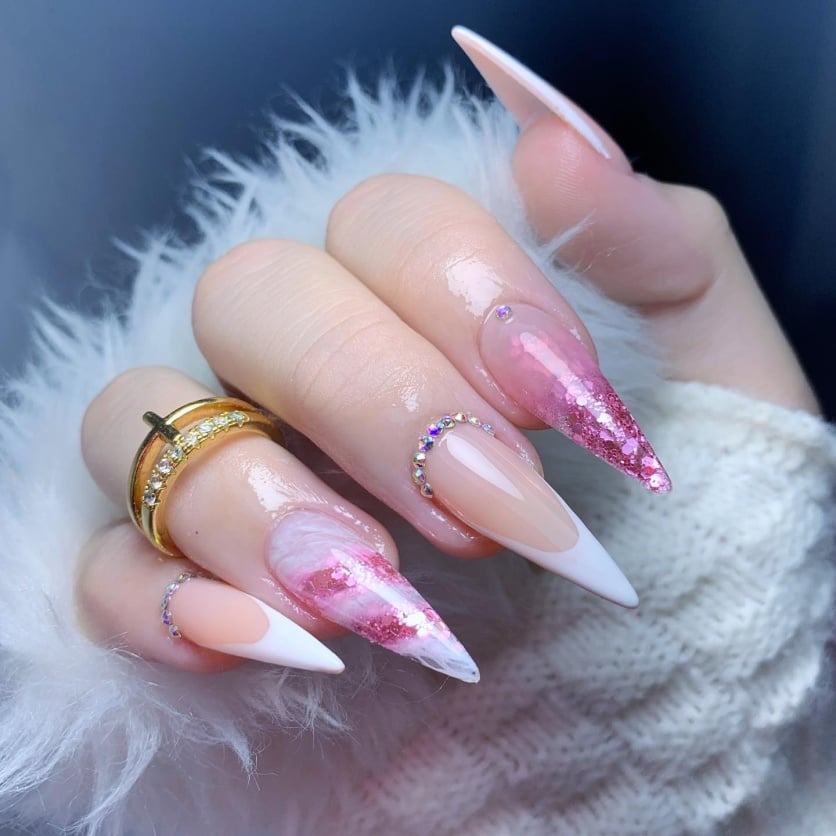 Unha Decorada Branco E Rosa