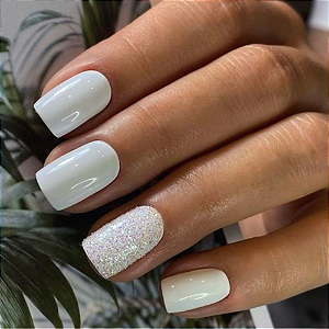 Unha Decorada Branca Com Glitter