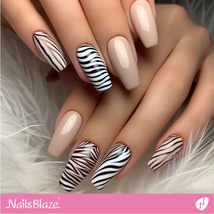 Zebra Nail Art