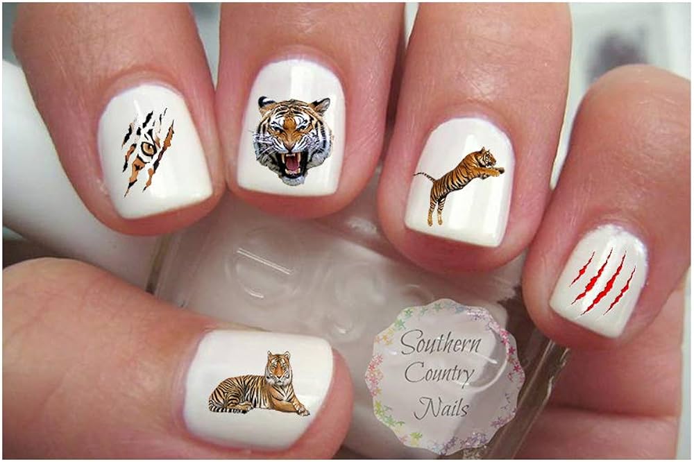 tiger nail art