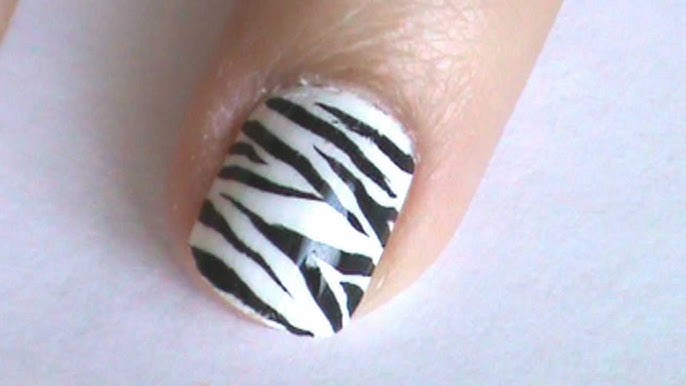 Zebra Nail Art