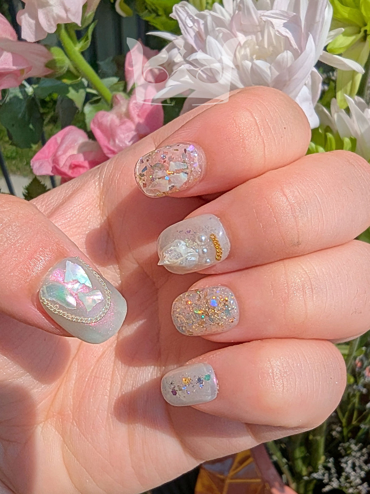 mother of pearl nail art