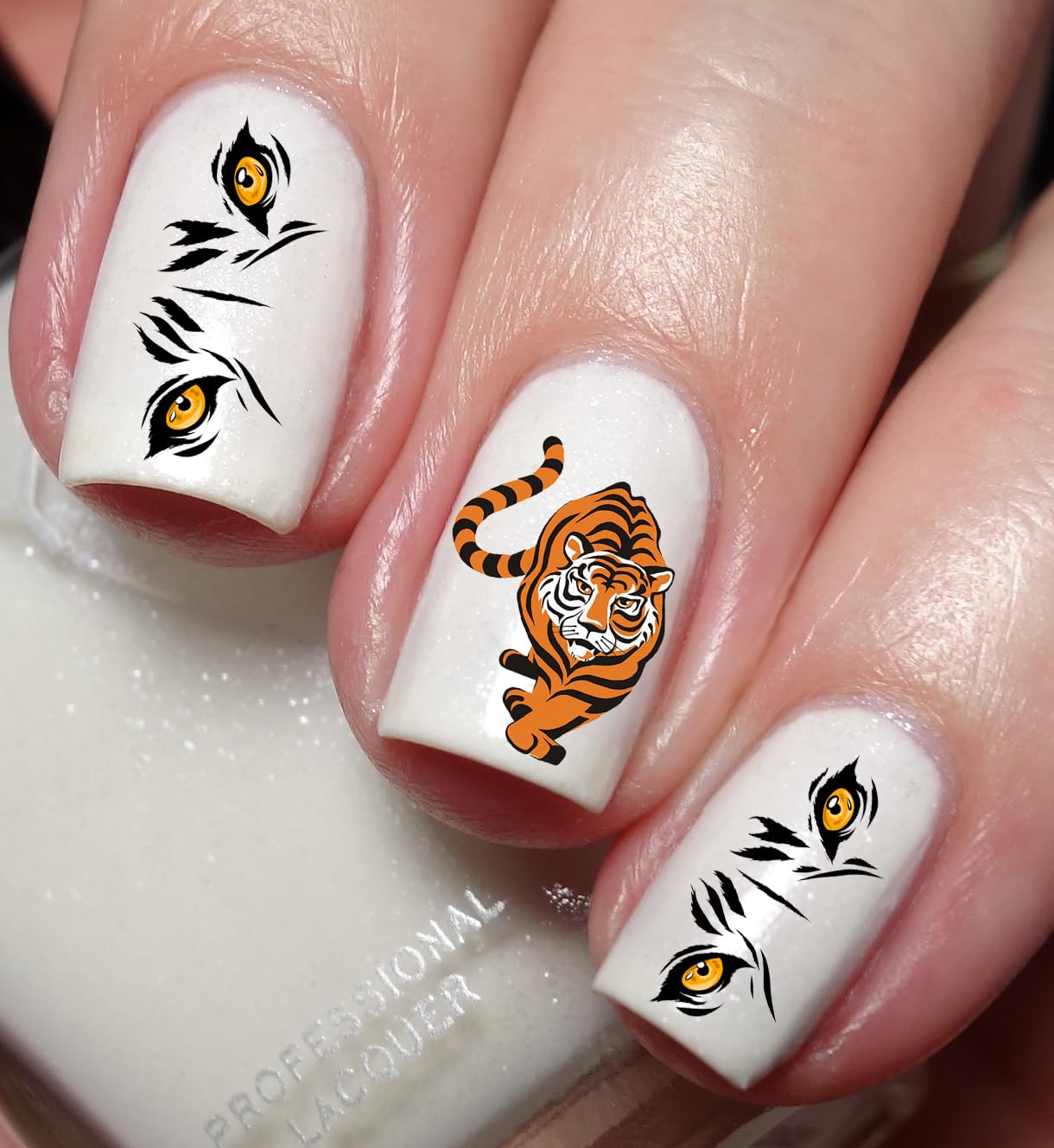 tiger nail art