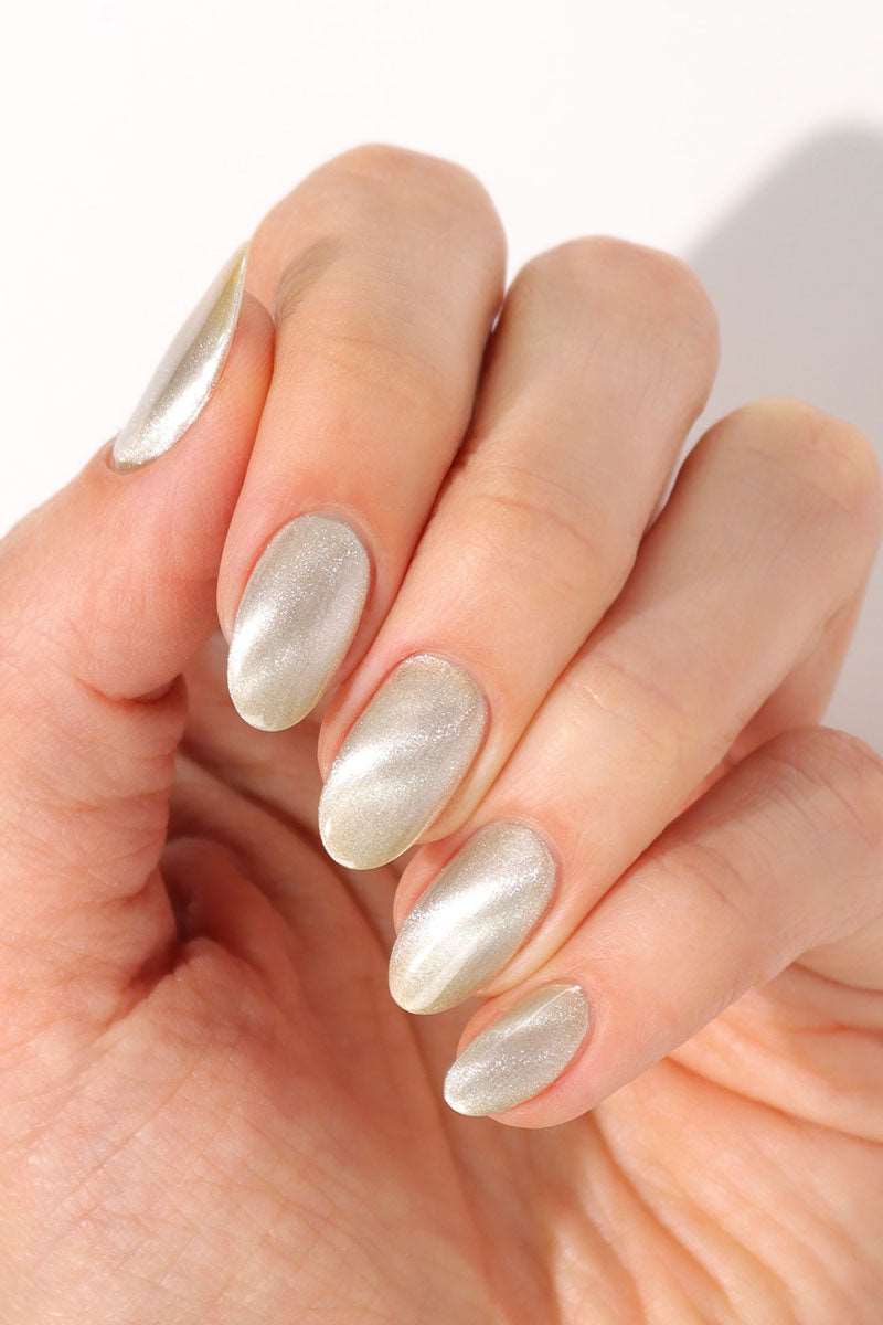 mother of pearl nail art