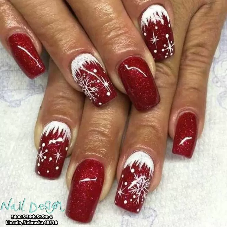 Christmas nail art 2023