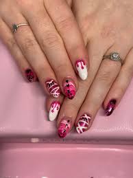 nail art with boyfriend