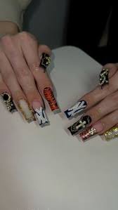nail art with boyfriend