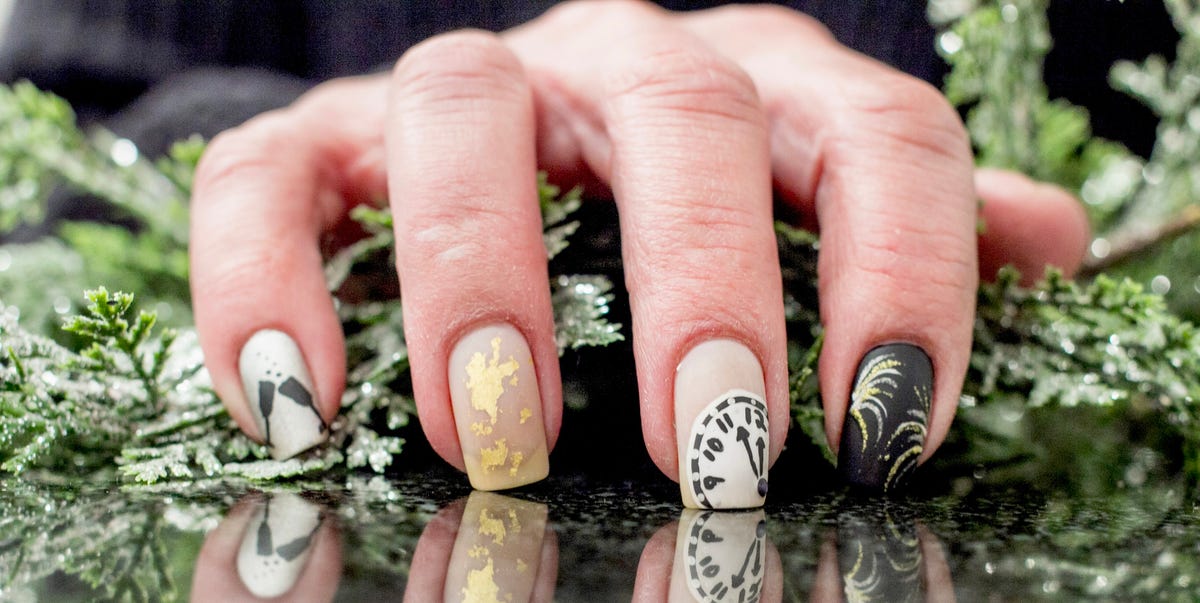Christmas and New Year nail art 2025