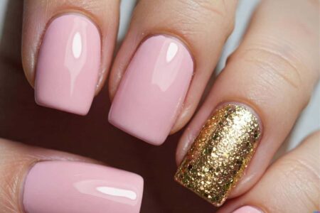 A mistura de esmaltes fácil que nunca deixa seu visual sem graça A mistura de esmaltes fácil que nunca deixa seu visual sem graça