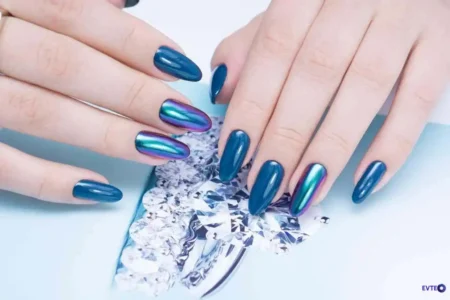 Como faço o esmalte durar mais dias sem lascar usando o que tenho em casa Como faço o esmalte durar mais dias sem lascar usando o que tenho em casa