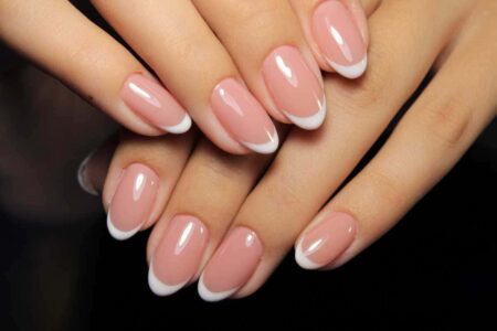 Dicas simples para seu esmalte durar muito mais nas unhas Dicas simples para seu esmalte durar muito mais nas unhas