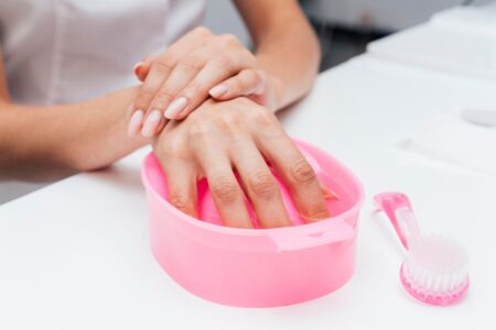 Dicas simples pra fazer unha decorada na água em casa Dicas simples pra fazer unha decorada na água em casa