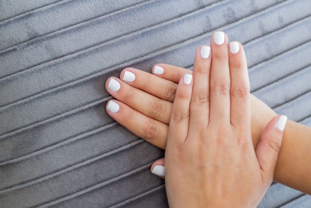 Unha Decorada Branca: 29 Ideias Lindas para Inspirar! Unha Decorada Branca