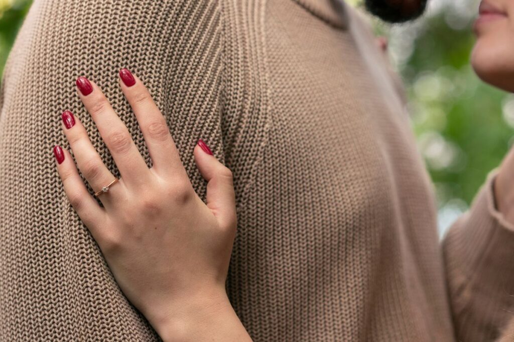 Ideia fofa de unha decorada com a sua inicial para arrasar Unha Decorada Com Inicial