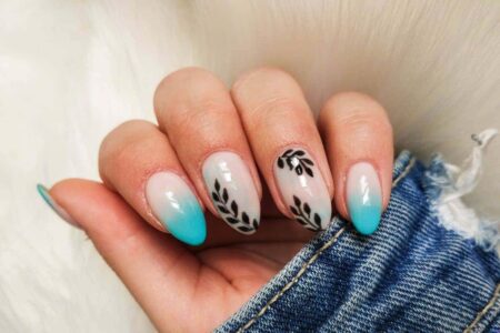 Unha de gel com francesinha: como dar um toque delicado e atual Unha de gel com francesinha: como dar um toque delicado e atual