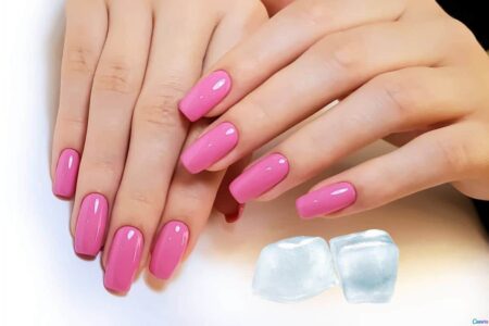 Unha descascando rápido? Veja como o gelo pode salvar seu esmalte Unha descascando rápido? Veja como o gelo pode salvar seu esmalte