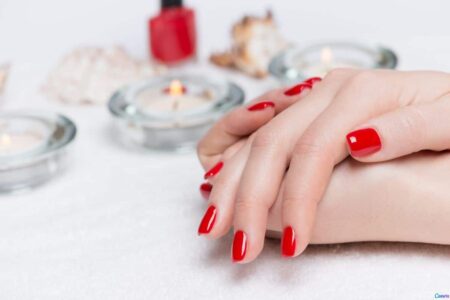 Unhas curtas: ideias fáceis pra valorizar seu estilo pessoal Unhas curtas: ideias fáceis pra valorizar seu estilo pessoal