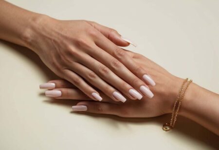 Unhas frágeis? Veja truques simples para fortalecer de vez Unhas frágeis? Veja truques simples para fortalecer de vez