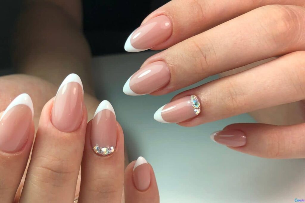 Francesinha colorida: truque fácil para unhas super divertidas