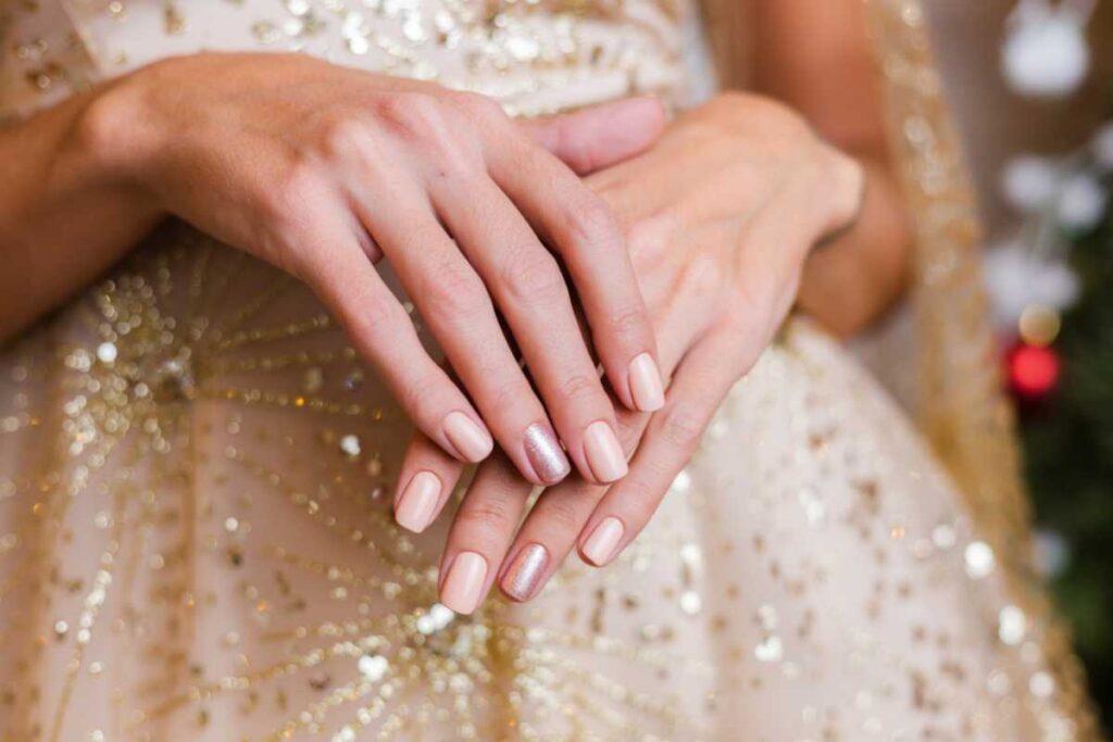 Esmalte nude perfeito para qualquer tom de pele Esmalte nude perfeito para qualquer tom de pele