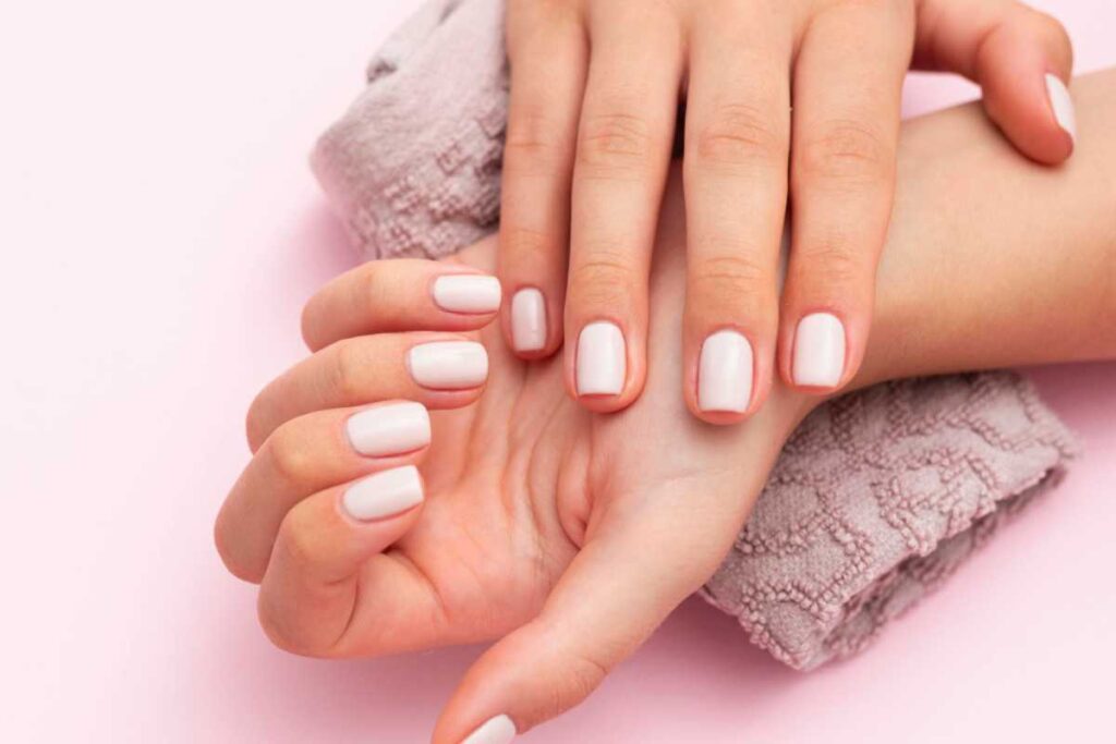Formato de unhas que deixa as mãos mais delicadas Formato de unhas que deixa as mãos mais delicadas