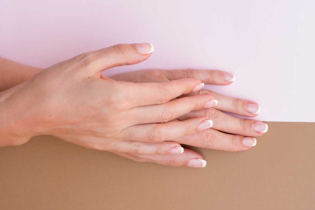 Truque que faz as unhas crescerem mais rápido em casa Truque que faz as unhas crescerem mais rápido em casa