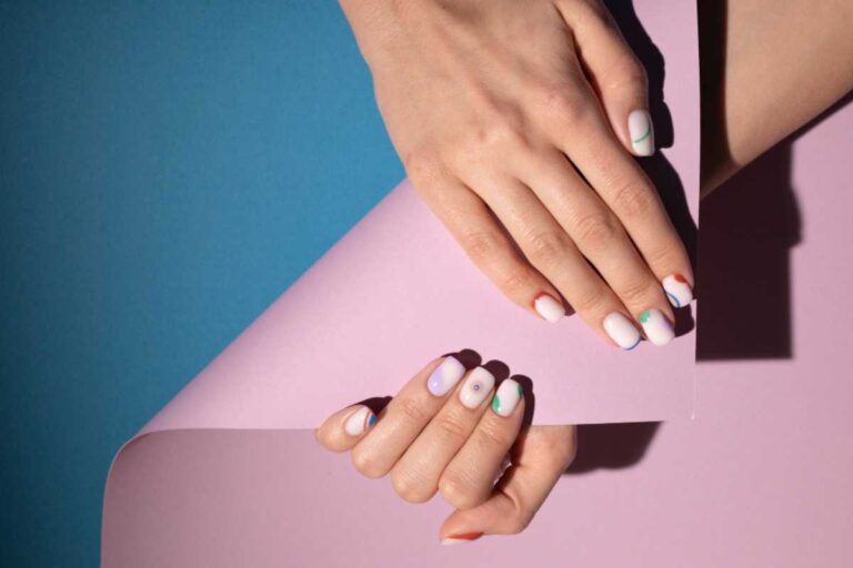 Unhas minimalistas que estão conquistando as redes sociais